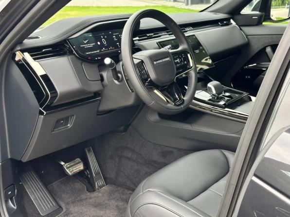 Land Rover Range Rover Sport III с пробегом 2026 года, цена 16 500 000 рублей, 36 км, внедорожник, Автокод Объявления