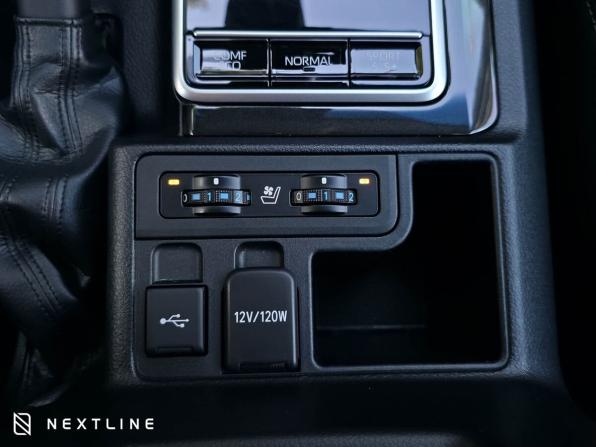 Toyota Land Cruiser Prado 150 Series Рестайлинг 3 с пробегом 2022 года, цена 7 990 000 рублей, 31690 км, внедорожник, Автокод Объявления