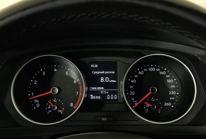 Volkswagen Tiguan II с пробегом 2018 года, цена 1 700 000 рублей, 205103 км, внедорожник, Автокод Объявления