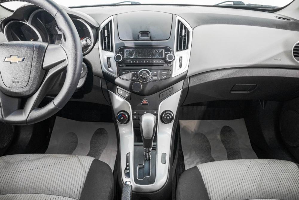 Chevrolet Cruze I Рестайлинг Барнаул  - изображение 15
