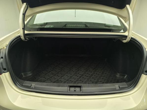 Renault Fluence I Рестайлинг с пробегом 2013 года, цена 964 000 рублей, 128965 км, седан, Автокод Объявления