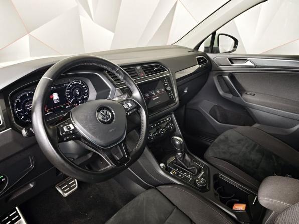 Volkswagen Tiguan II с пробегом 2018 года, цена 3 100 000 рублей, 88869 км, внедорожник, Автокод Объявления