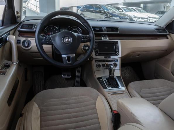 Volkswagen Passat B7 с пробегом 2012 года, цена 940 000 рублей, 282585 км, седан, Автокод Объявления