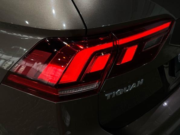 Volkswagen Tiguan II с пробегом 2018 года, цена 2 540 000 рублей, 120495 км, внедорожник, Автокод Объявления