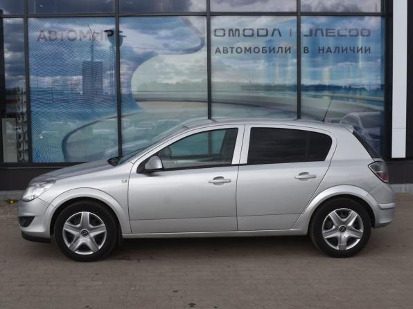 Opel Astra H Рестайлинг с пробегом 2011 года, цена 670 000 рублей, 100259 км, хэтчбек, Автокод Объявления
