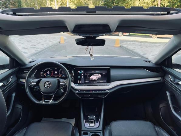 Skoda Octavia IV (A8) с пробегом 2023 года, цена 2 590 000 рублей, 61000 км, лифтбек, Автокод Объявления