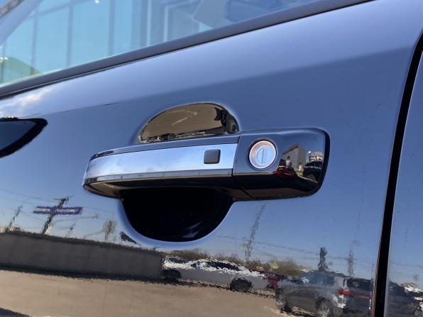 Kia Mohave I Рестайлинг 2 с пробегом 2024 года, цена 6 950 000 рублей, 3018 км, внедорожник, Автокод Объявления