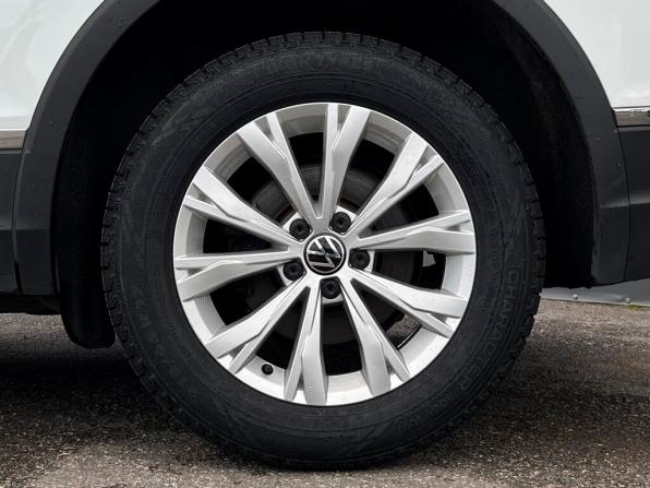 Volkswagen Tiguan II Рестайлинг с пробегом 2021 года, цена 3 058 200 рублей, 81708 км, внедорожник, Автокод Объявления