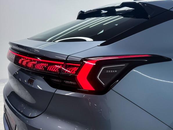 Zeekr 001 I с пробегом 2022 года, цена 4 500 000 рублей, 61561 км, лифтбек, Автокод Объявления