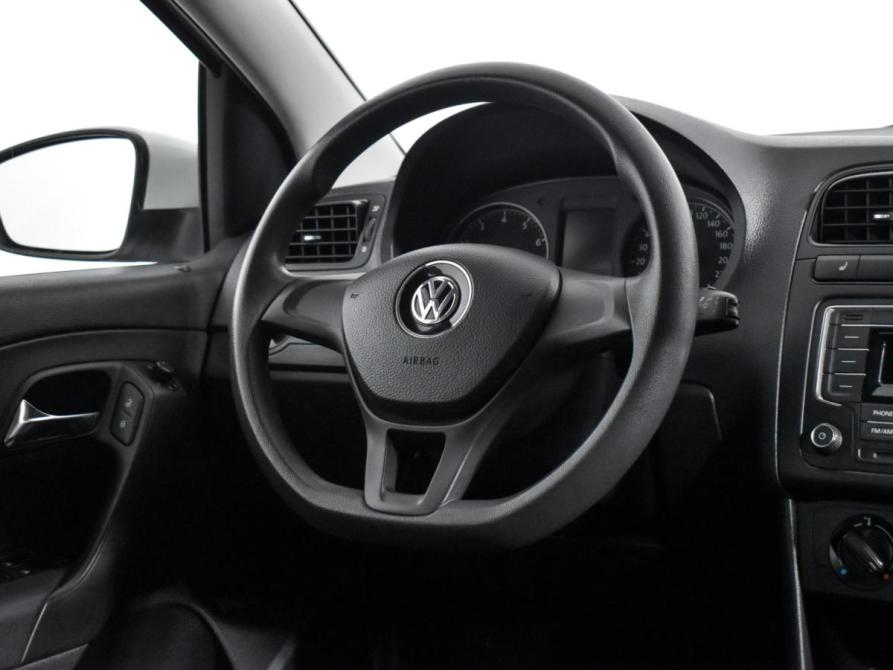 Volkswagen Polo V Рестайлинг Санкт-Петербург  - изображение 14