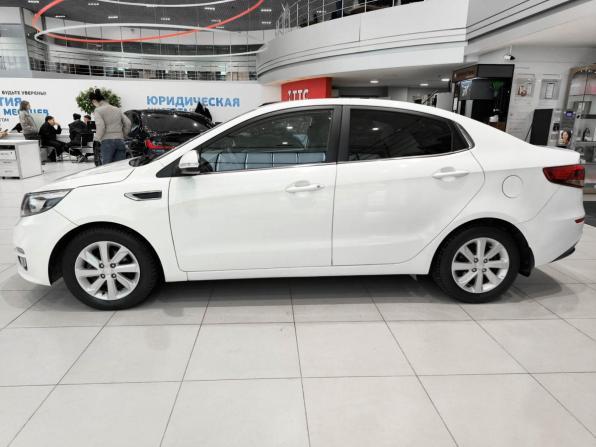 Kia Rio III Рестайлинг с пробегом 2015 года, цена 799 000 рублей, 225010 км, седан, Автокод Объявления