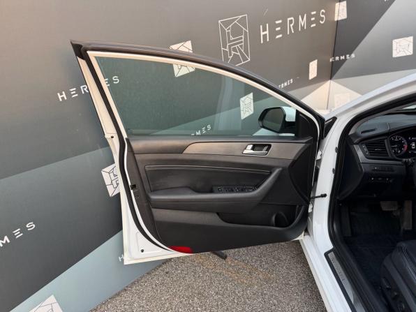 Hyundai Sonata VII (LF) Рестайлинг с пробегом 2017 года, цена 1 650 000 рублей, 91857 км, седан, Автокод Объявления