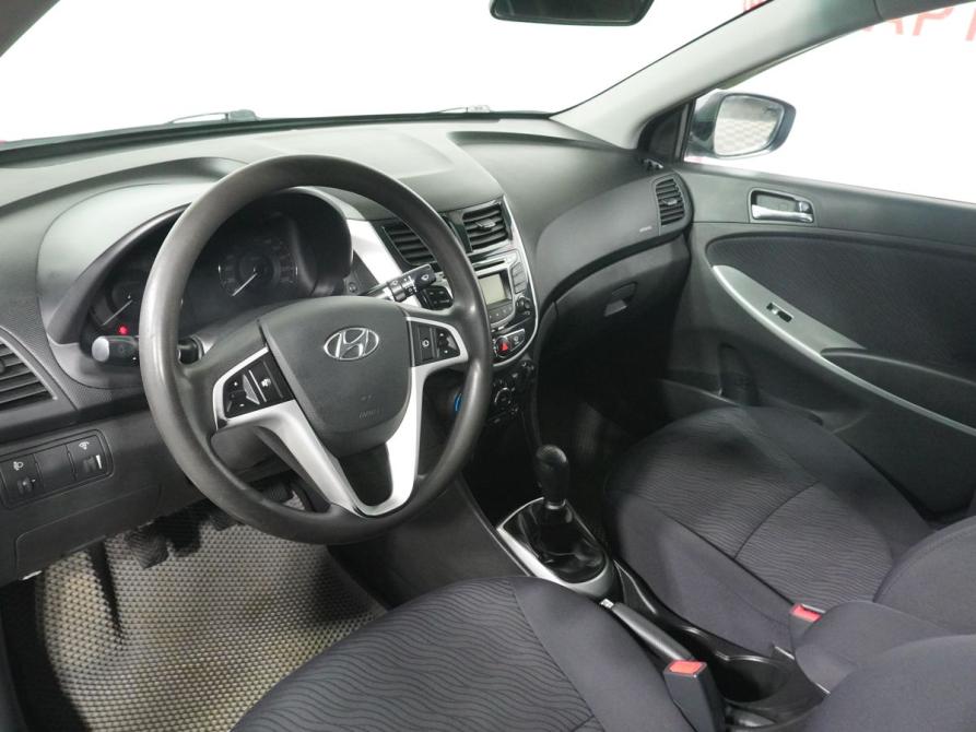 Hyundai Solaris I Вологда  - изображение 9