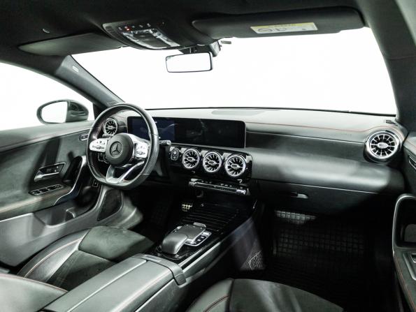 Mercedes-Benz CLA II (C118 X118) с пробегом 2019 года, цена 2 549 700 рублей, 117774 км, универсал, Автокод Объявления