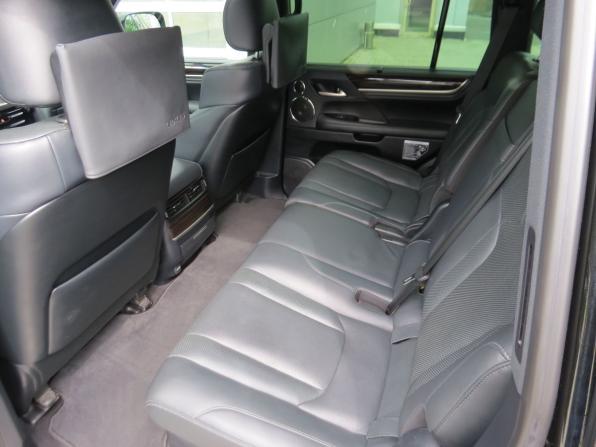 Lexus LX III Рестайлинг 2 с пробегом 2021 года, цена 13 350 000 рублей, 70500 км, внедорожник, Автокод Объявления