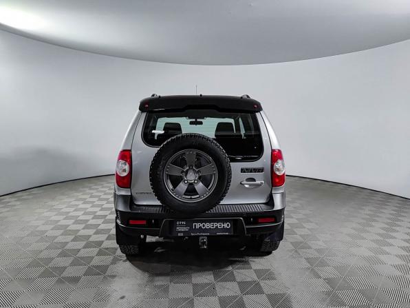 Chevrolet Niva I Рестайлинг с пробегом 2016 года, цена 600 000 рублей, 95333 км, внедорожник, Автокод Объявления