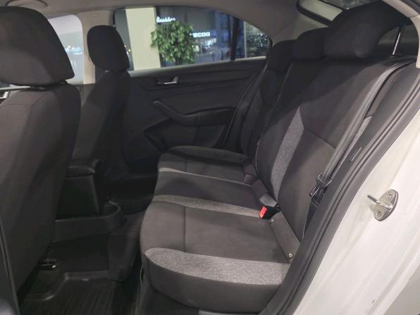 Skoda Rapid II с пробегом 2021 года, цена 1 250 000 рублей, 90988 км, лифтбек, Автокод Объявления
