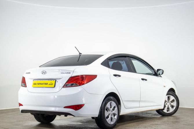 Hyundai Solaris I с пробегом 2014 года, цена 819 000 рублей, 190000 км, седан, Автокод Объявления