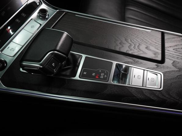 Audi A6 V (C8) с пробегом 2021 года, цена 4 449 000 рублей, 69147 км, седан, Автокод Объявления
