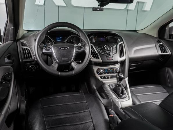 Ford Focus III с пробегом 2012 года, цена 949 000 рублей, 131603 км, хэтчбек, Автокод Объявления