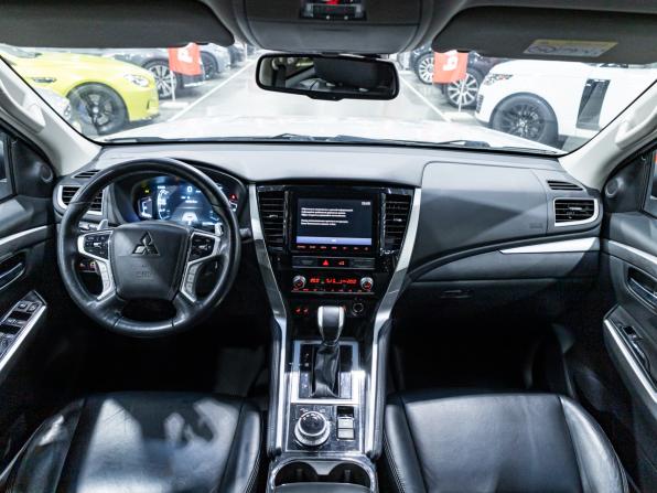 Mitsubishi Pajero Sport III Рестайлинг с пробегом 2022 года, цена 3 399 700 рублей, 141706 км, внедорожник, Автокод Объявления