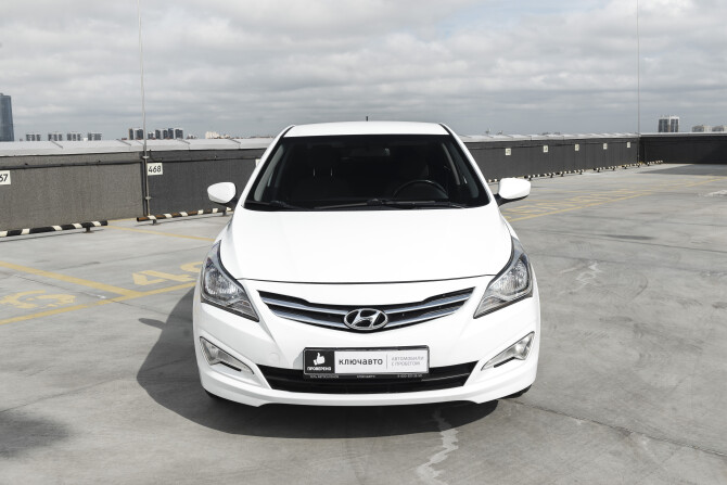 Hyundai Solaris I Рестайлинг с пробегом 2016 года, цена 1 099 000 рублей, 112000 км, седан, Автокод Объявления