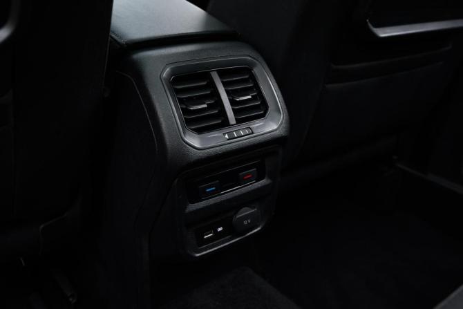Volkswagen Tiguan II с пробегом 2020 года, цена 4 299 000 рублей, 98672 км, внедорожник, Автокод Объявления
