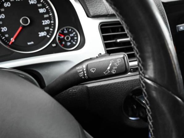 Volkswagen Touareg II с пробегом 2012 года, цена 1 598 000 рублей, 238078 км, внедорожник, Автокод Объявления