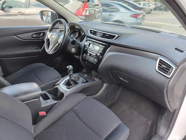 Nissan Qashqai II с пробегом 2018 года, цена 1 893 000 рублей, 89303 км, внедорожник, Автокод Объявления