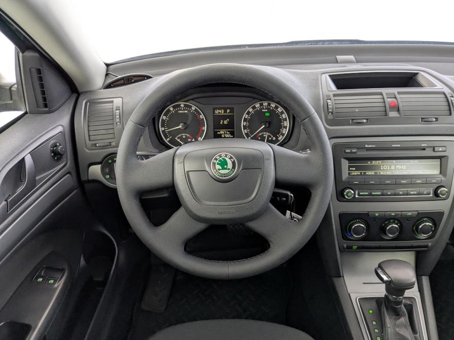 Skoda Octavia II (A5) Рестайлинг Москва  - изображение 21