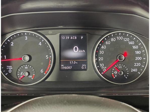 Volkswagen Multivan T6 с пробегом 2018 года, цена 3 949 000 рублей, 196086 км, минивэн, Автокод Объявления