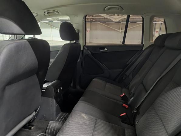 Volkswagen Tiguan I Рестайлинг с пробегом 2016 года, цена 1 250 000 рублей, 225141 км, внедорожник, Автокод Объявления