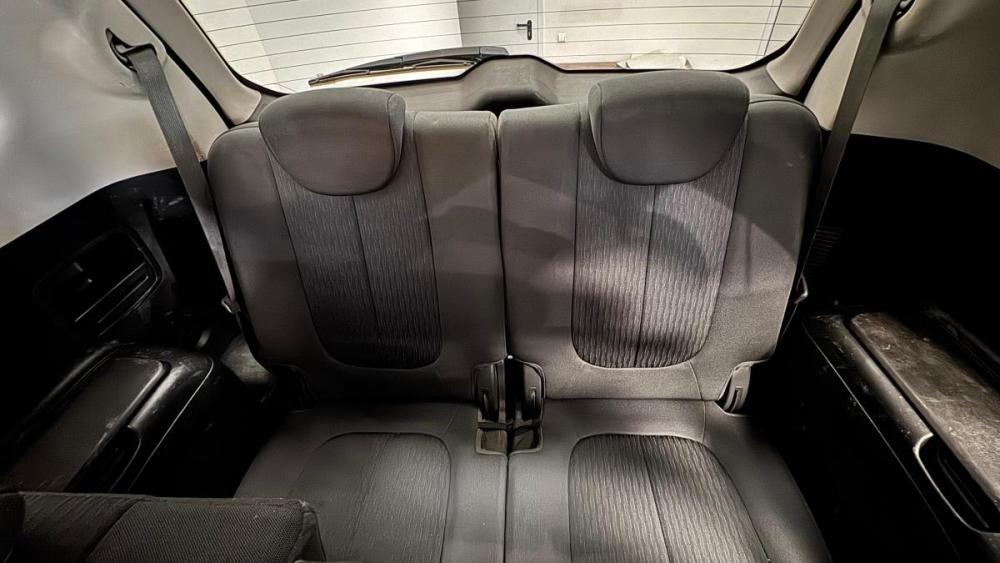 Kia Carens II (UN) Киров  - изображение 9