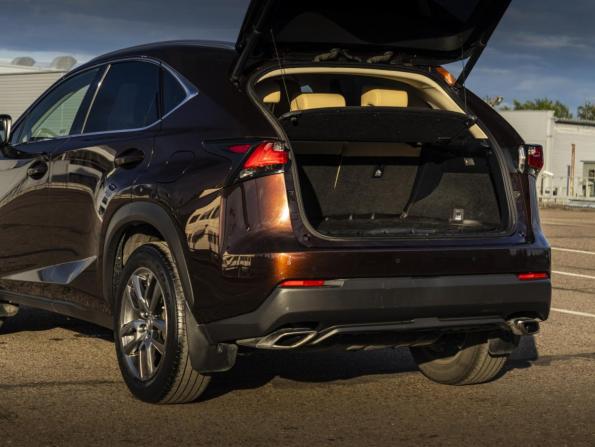 Lexus NX I с пробегом 2017 года, цена 2 838 000 рублей, 149427 км, внедорожник, Автокод Объявления