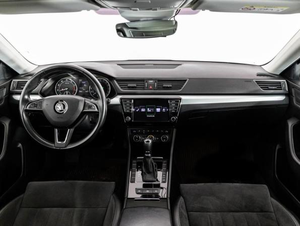 Skoda Superb III с пробегом 2017 года, цена 2 199 000 рублей, 88858 км, лифтбек, Автокод Объявления