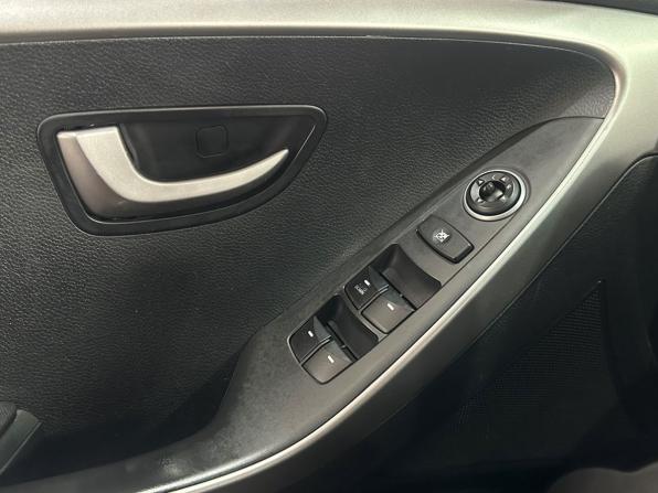 Hyundai i30 II с пробегом 2012 года, цена 798 000 рублей, 160560 км, хэтчбек, Автокод Объявления