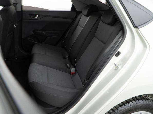 Hyundai Solaris II с пробегом 2018 года, цена 1 373 444 рубля, 91556 км, седан, Автокод Объявления