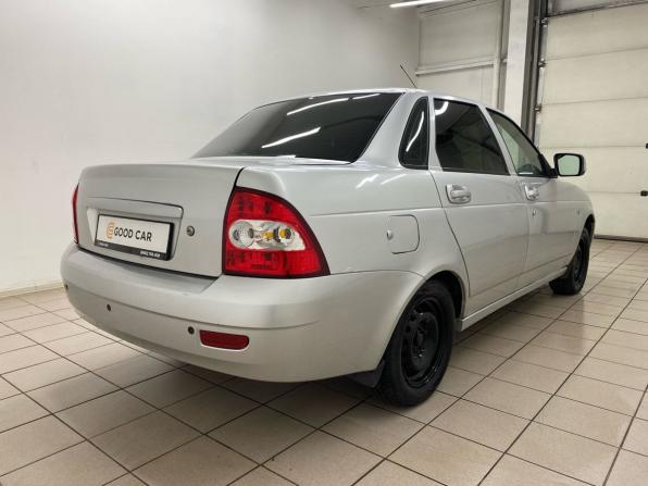 Lada (ВАЗ) Priora I с пробегом 2010 года, цена 220 000 рублей, 235892 км, седан, Автокод Объявления