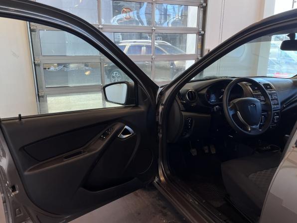 Lada (ВАЗ) Granta I Рестайлинг с пробегом 2024 года, цена 970 000 рублей, 62280 км, седан, Автокод Объявления
