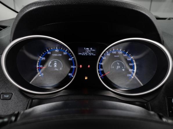 Hyundai ix35 I с пробегом 2010 года, цена 899 000 рублей, 225754 км, внедорожник, Автокод Объявления