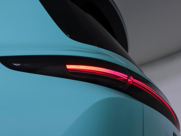Li Auto (Lixiang) L9 I с пробегом 2023 года, цена 5 990 000 рублей, 46444 км, внедорожник, Автокод Объявления