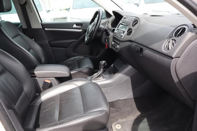 Volkswagen Tiguan I Рестайлинг с пробегом 2011 года, цена 999 000 рублей, 182000 км, внедорожник, Автокод Объявления