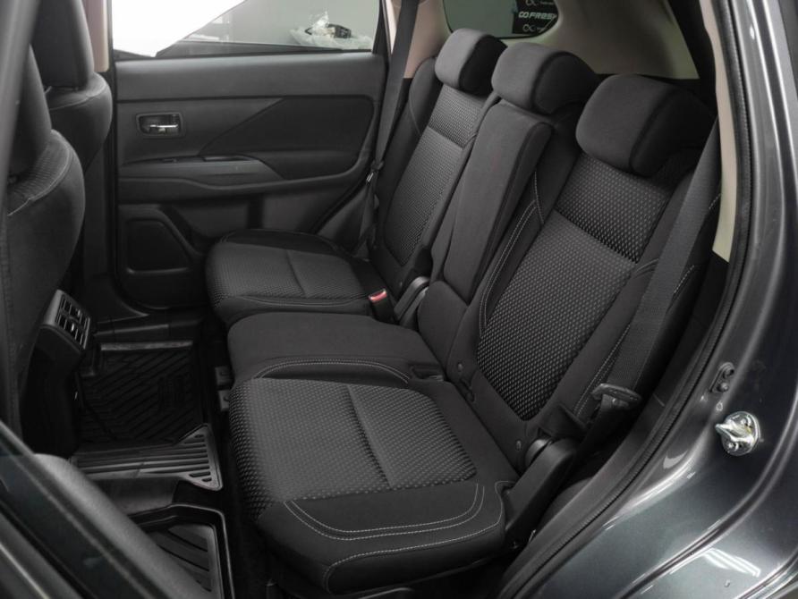 Mitsubishi Outlander III Рестайлинг 3 Тюмень  - изображение 14