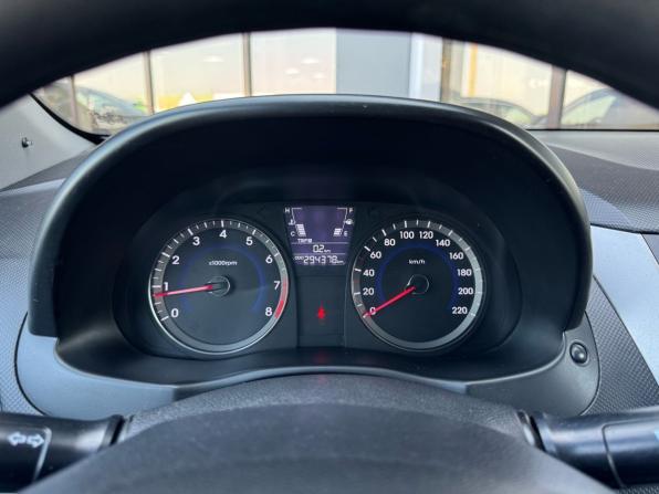 Hyundai Solaris I с пробегом 2011 года, цена 499 000 рублей, 294305 км, седан, Автокод Объявления