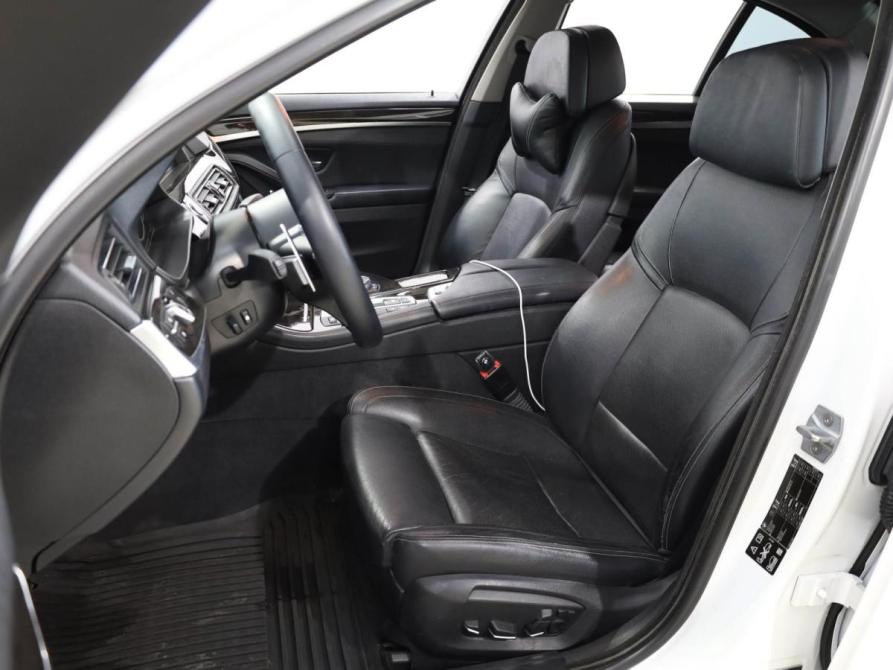 BMW 5 серии VI (F10/F11/F07) Рестайлинг Ростов-на-Дону  - изображение 10