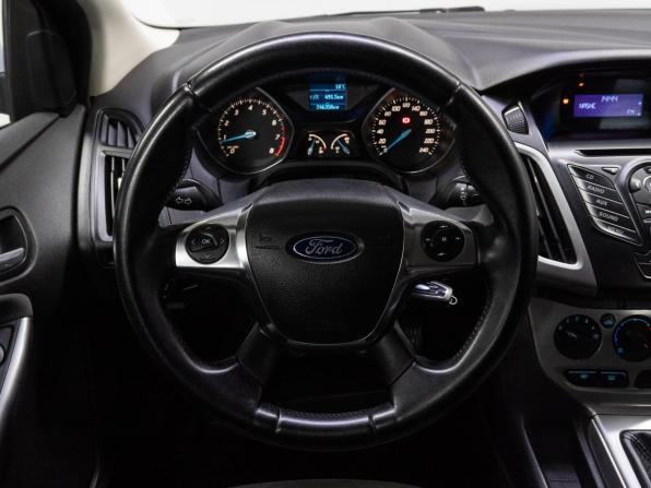 Ford Focus III с пробегом 2012 года, цена 599 000 рублей, 246358 км, хэтчбек, Автокод Объявления