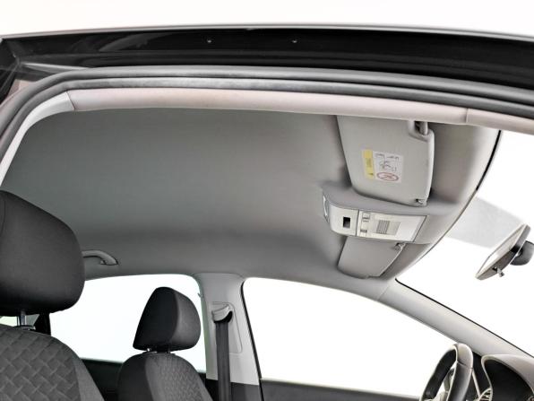Volkswagen Polo V Рестайлинг с пробегом 2018 года, цена 1 155 000 рублей, 112449 км, седан, Автокод Объявления