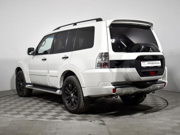 Mitsubishi Pajero IV Рестайлинг 2 с пробегом 2019 года, цена 3 597 900 рублей, 75435 км, внедорожник, Автокод Объявления