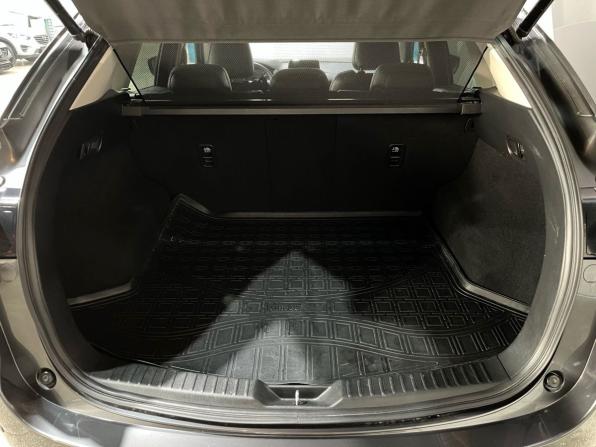 Mazda CX-5 II с пробегом 2017 года, цена 2 399 000 рублей, 153711 км, внедорожник, Автокод Объявления