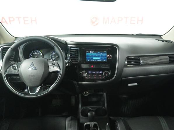 Mitsubishi Outlander III Рестайлинг 2 с пробегом 2016 года, цена 1 720 000 рублей, 190293 км, внедорожник, Автокод Объявления